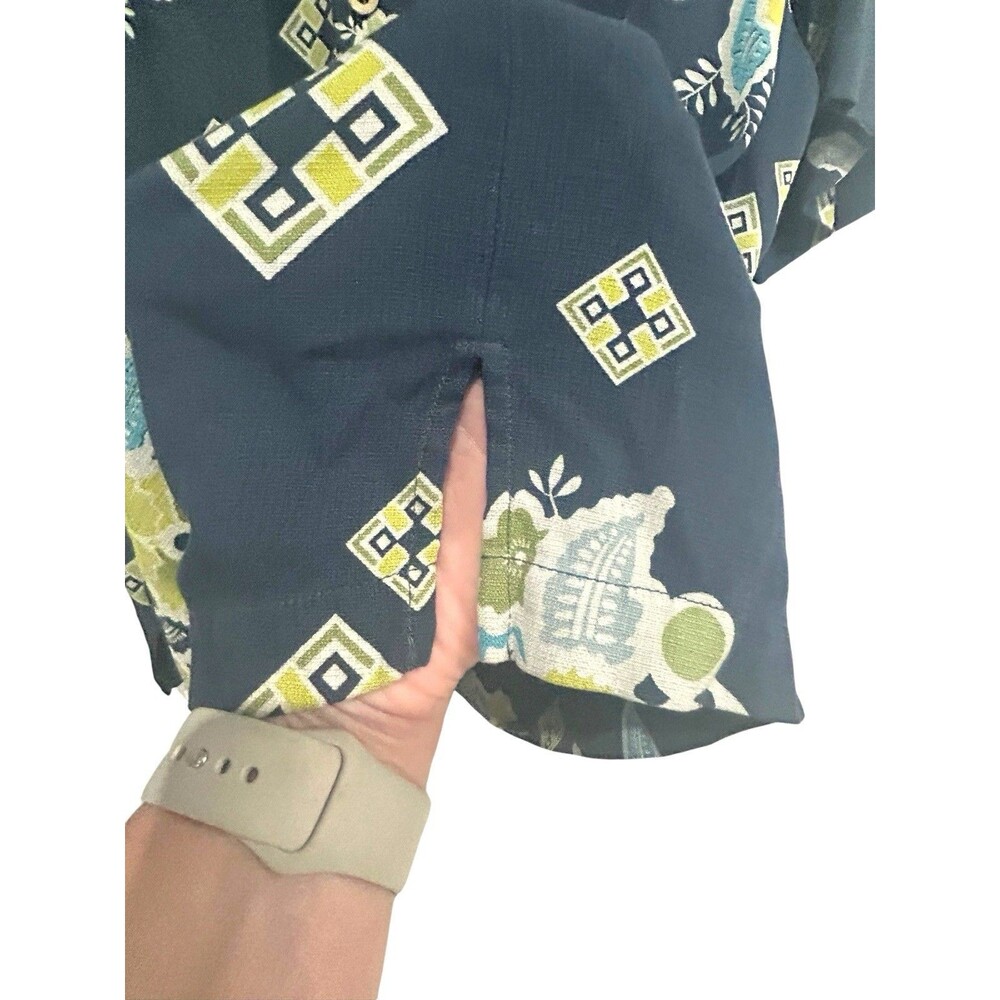 Tommy Bahama Mens 2XL All Over Print Floral Tropical Short Sleeve Silk Shirt - Picture 4 of 8